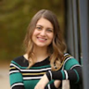 Meet your Posher, Julia